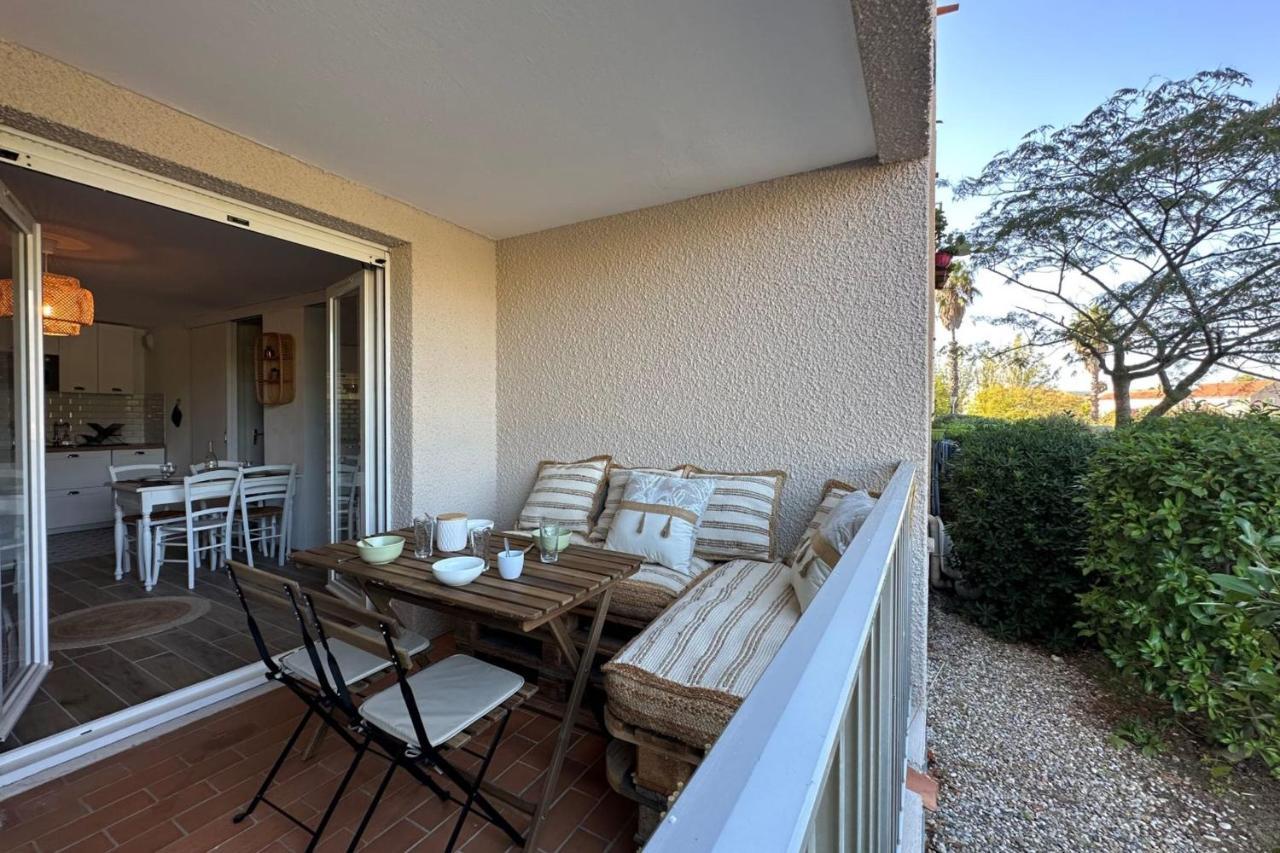 Very Cosy Apartment At 200 M From The Beaches La Londe-les-Maures Extérieur photo
