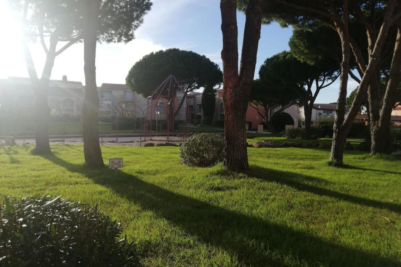 Very Cosy Apartment At 200 M From The Beaches La Londe-les-Maures Extérieur photo